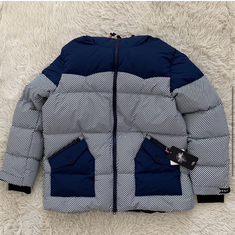 NWT Perfect moment Portillo pinstripe jacket